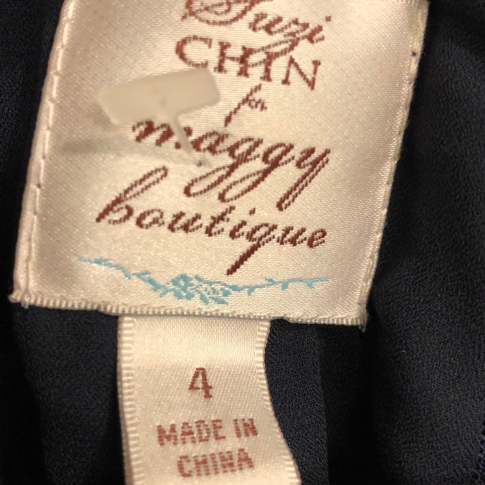 Suzy Chin Sequin Shift Dress - Picture 3 of 5